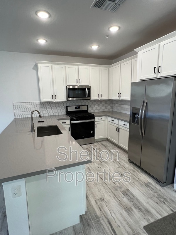 Building Photo - 1772 N 208th Ave