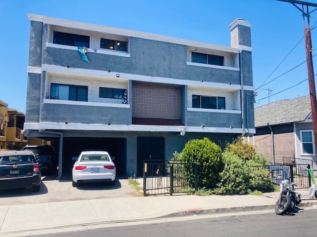 Building Photo - 829 N Bunker Hill Ave.
