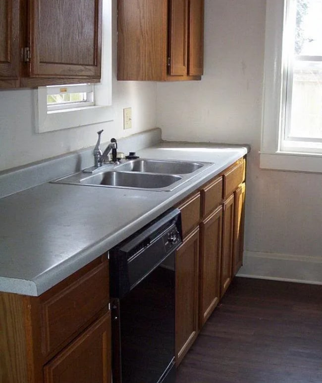 Foto del edificio - Available Now!