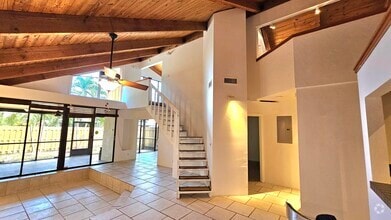 Building Photo - 2948 NW 69th Ct