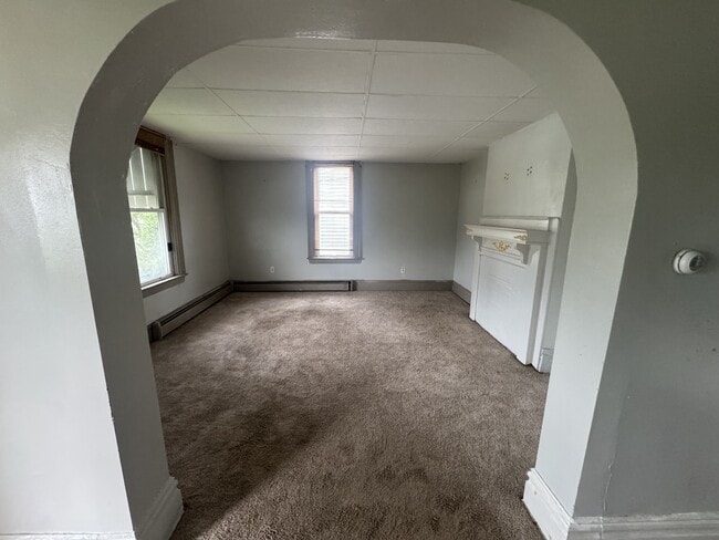 Building Photo - 420 Duncan Ave