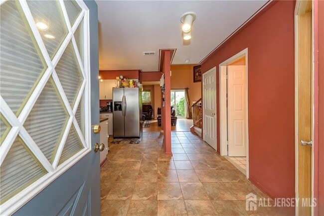 Building Photo - 93 Jill Ct