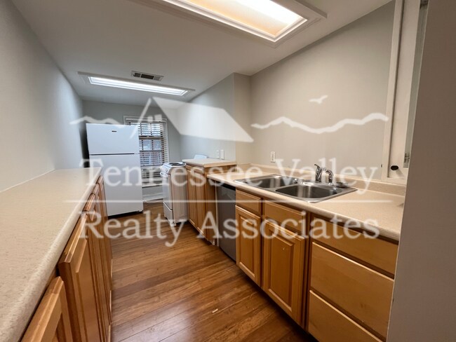 Foto del edificio - COMING SOON! 1 br/1 bath close to downtown...