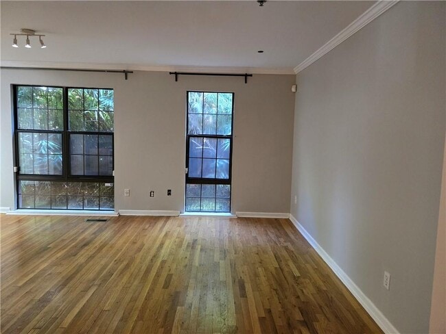 Foto del edificio - 317 8th St NE