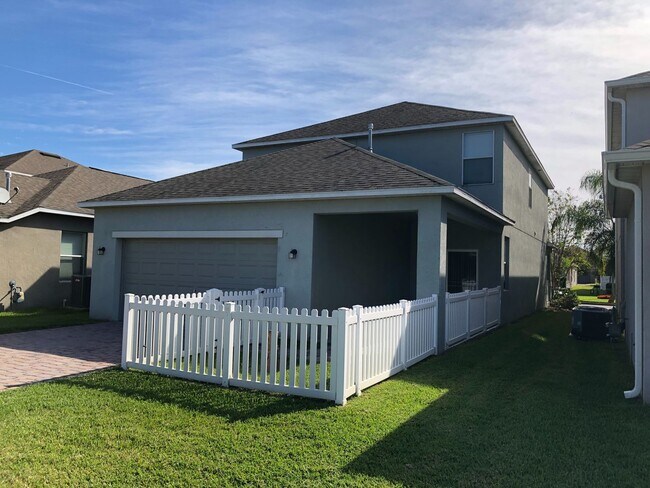 Building Photo - 5 BEDROOM 2 STORY HOUSE ON INDEPENDENCE - ...