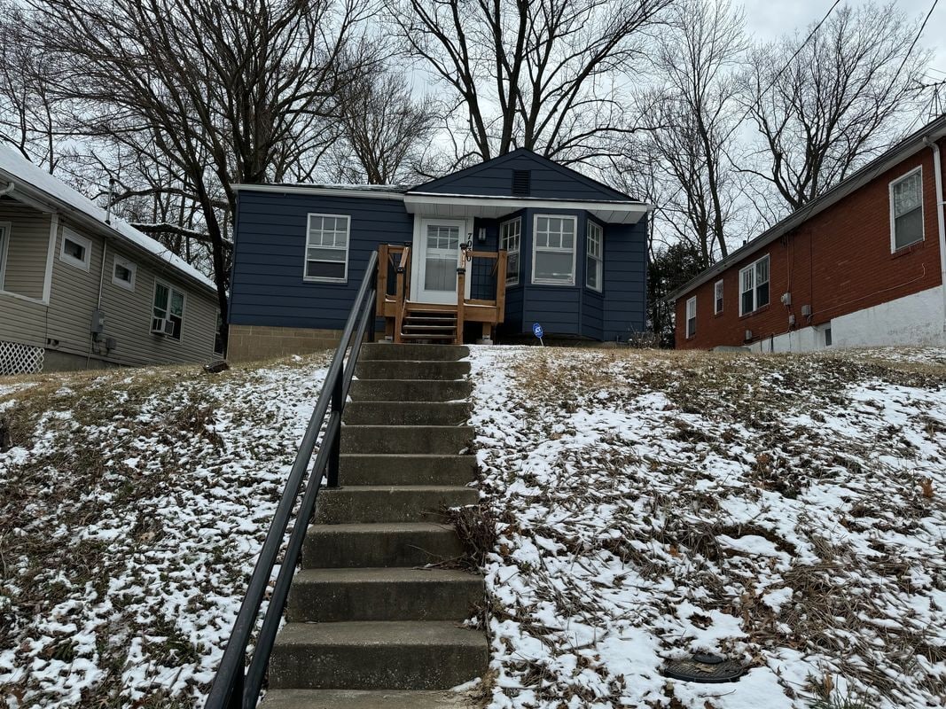 Building Photo - 7030 Emma Ave