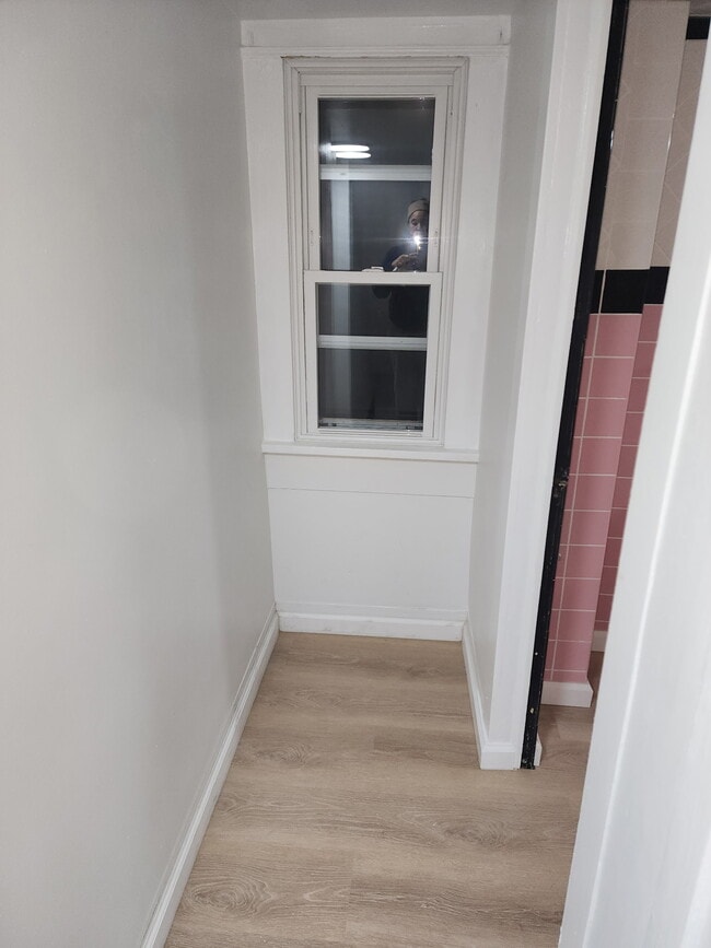 Building Photo - 606 Walnut St