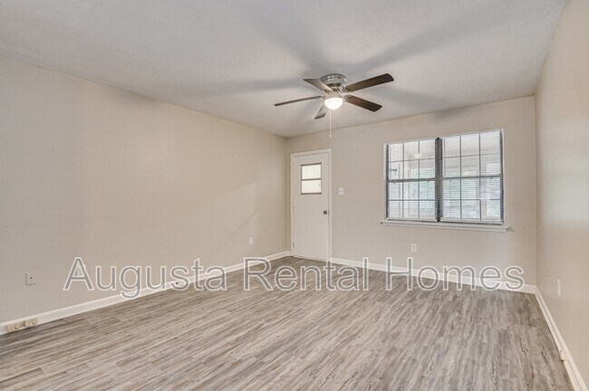Foto del edificio - 775A Stevens Creek Road
