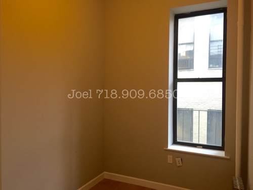 Building Photo - 358 W 51st St