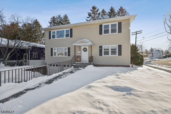 Foto del edificio - 64 Lorraine Terrace