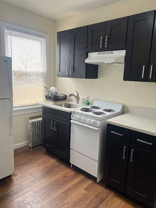 Building Photo - 958 Chancellor Ave