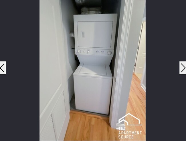 Photo - 1636 W Grace St Apartment