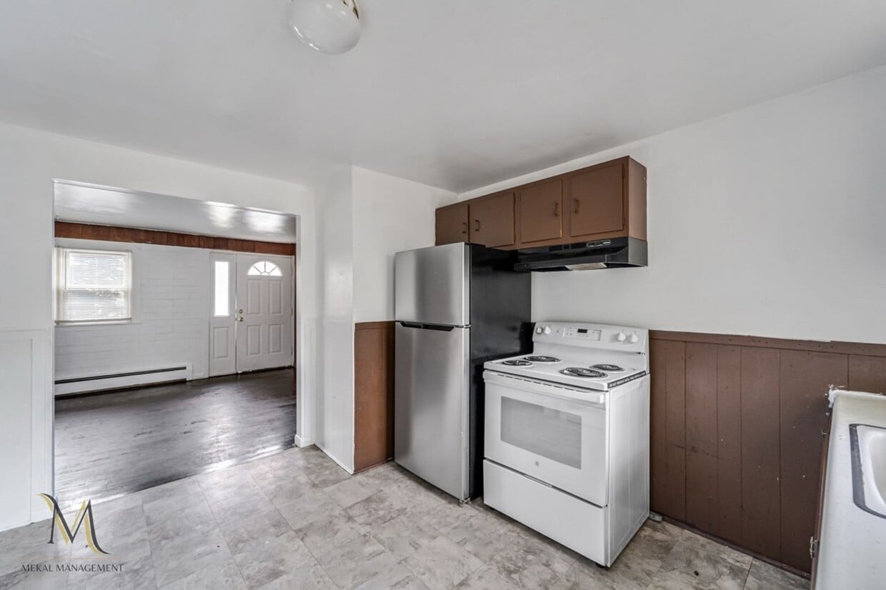 39 -49 Montello Road - 39 -49 Montello Road