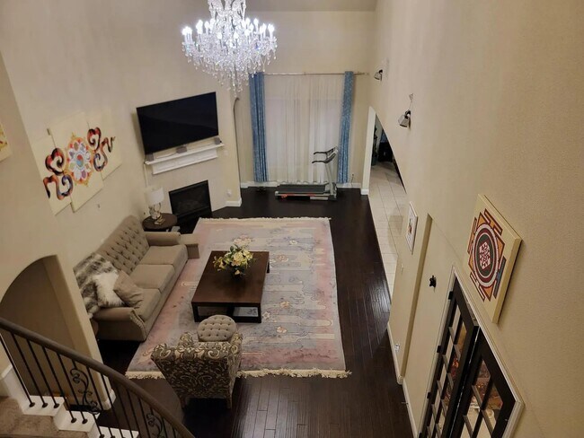 Building Photo - 1011 Nail Ln