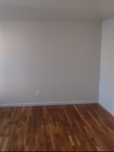 Foto del diseño de interior - 676 E 141st St