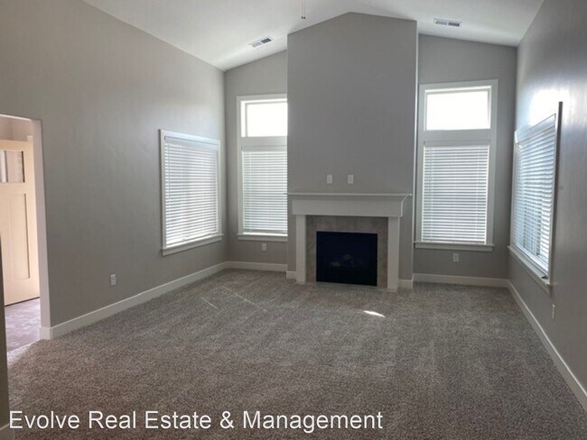 Building Photo - 2 br, 2 bath House - 1810 W 300 S  #D
