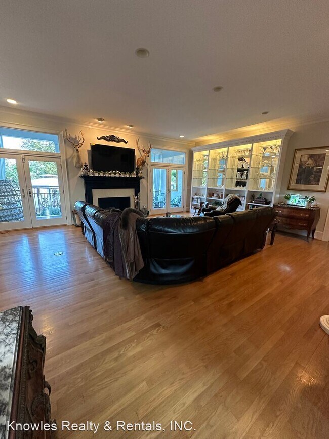 Foto del edificio - 5 br, 4.5 bath House - 2114 Ascott Place