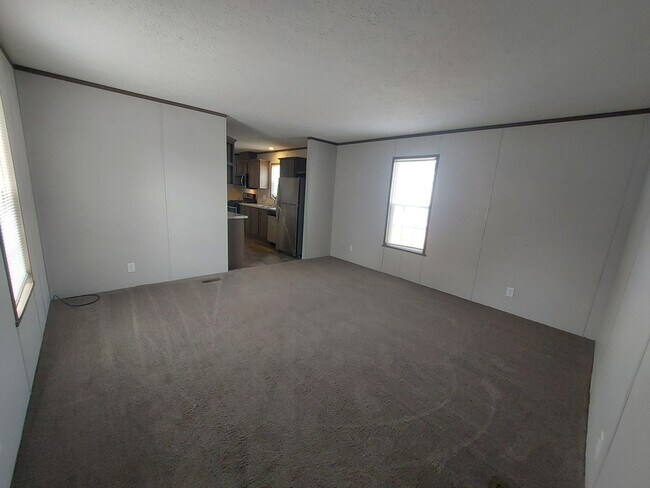 Building Photo - 113 Delta Dawn Dr