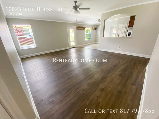 Building Photo - 10025 Iron Horse Trl