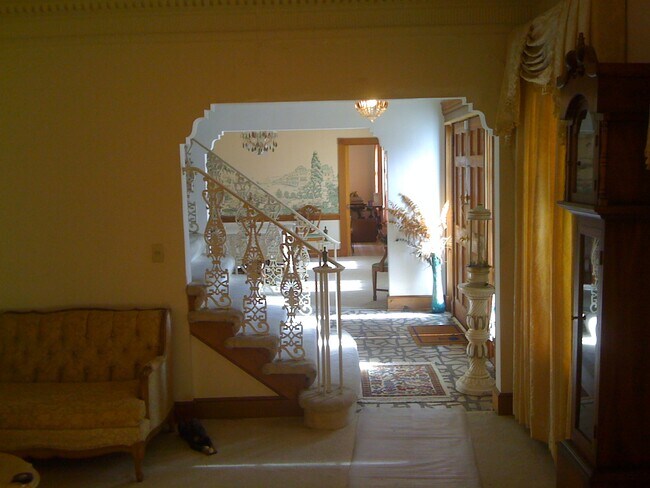 Foto del edificio - 1220 Park Pl N