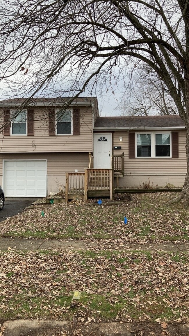 Building Photo - 105 Woodard Dr