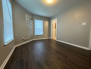 Building Photo - 3028 Avenue M