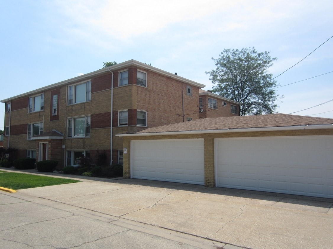 Primary Photo - 1401 Harlem Ave