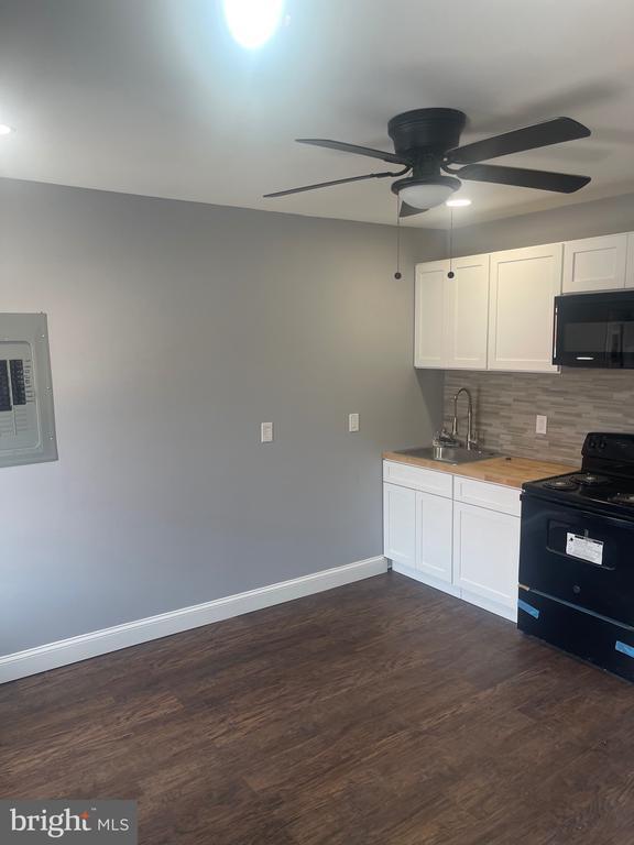 Foto del edificio - 5618 Appletree St