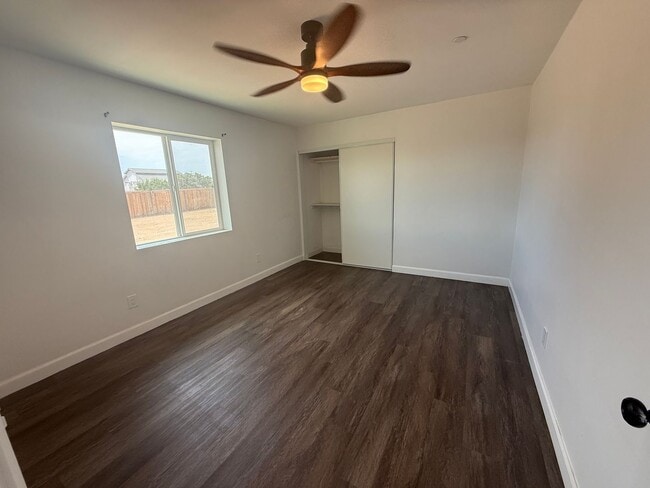 Building Photo - 12977 Cactus St