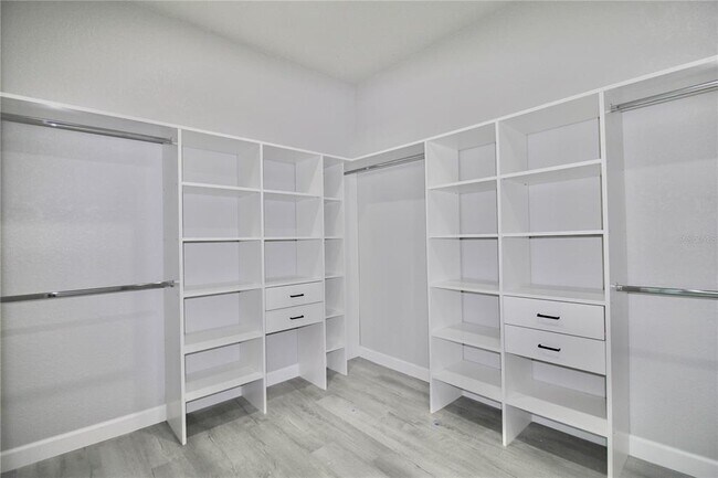 Foto del edificio - 4608 Cortez Blvd