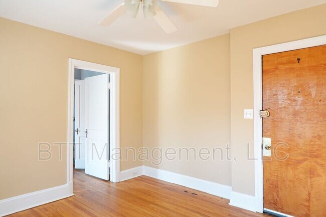 Foto del edificio - 8220 Greenwood Ave