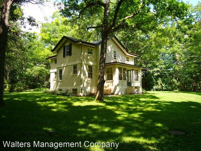 Building Photo - 3 br, 1 bath House - 4209 Buchanan Road