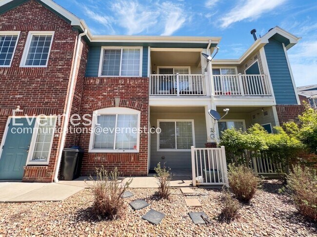 Building Photo - 2682 S Cathay Way