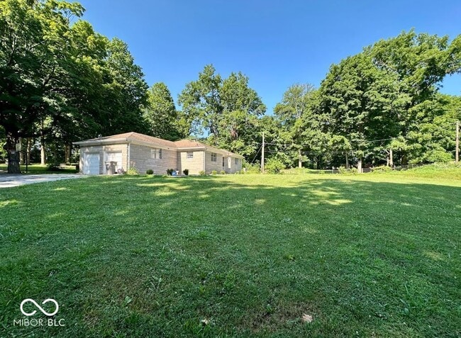 Building Photo - 5433 Shelbyville Rd