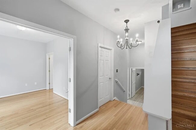 Foto del edificio - 710 W Court St