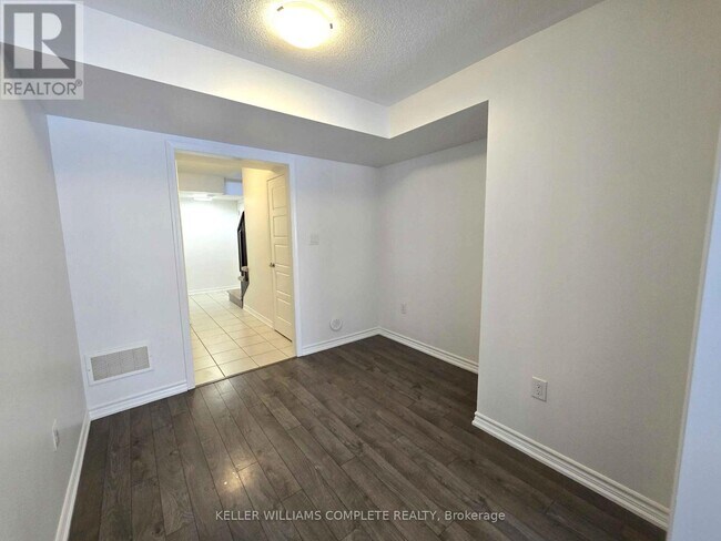 Building Photo - 518 Buckeye Ct