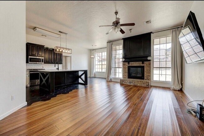 Foto del edificio - 516 Allison Ln