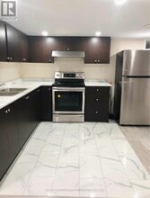 Building Photo - 763 Othello Ct