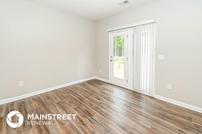 Foto del edificio - 138 Cottontail Ln