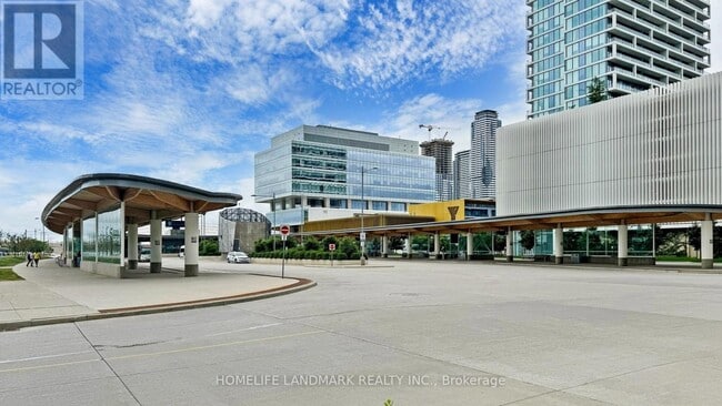 Building Photo - 950 Portage Pkwy