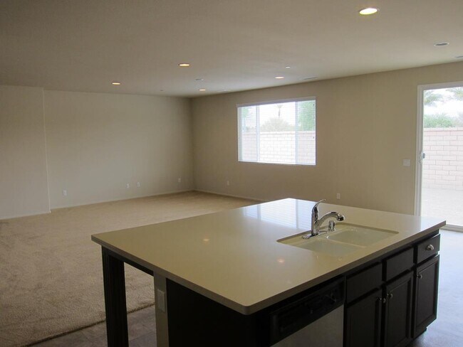 Foto del edificio - 41460 Stafford Ct