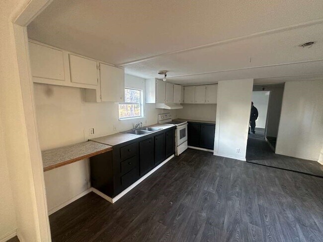 Foto del edificio - 24304 Oak Run