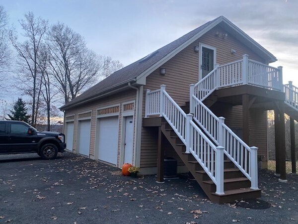 Foto principal - 52 Maple St