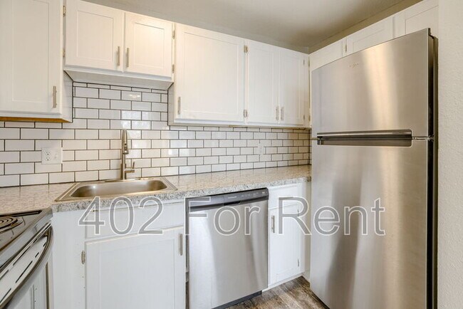 Foto del edificio - 210 S 24th St