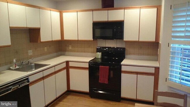 Foto del edificio - 618 N Tazewell St
