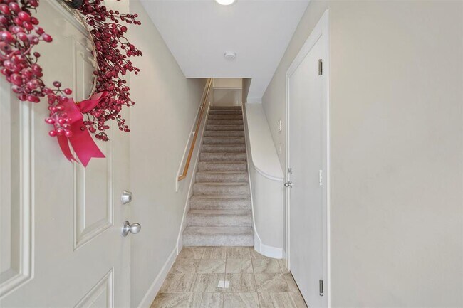 Building Photo - 8705 Bryam St