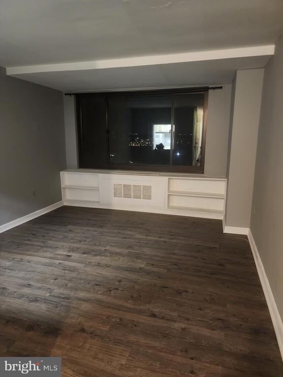 Foto del edificio - 1021 Arlington Blvd