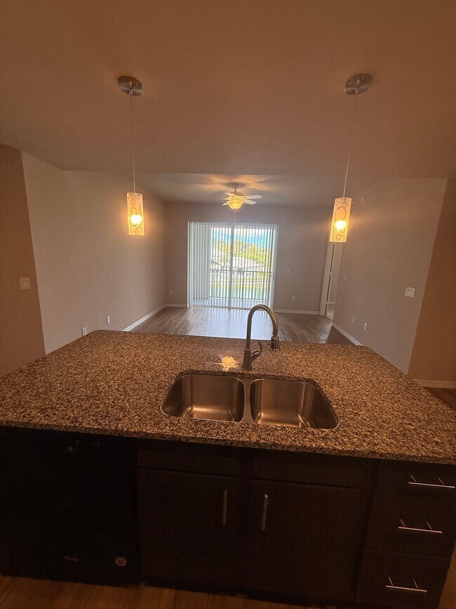 Foto del edificio - 3335 Grant Cove Cir