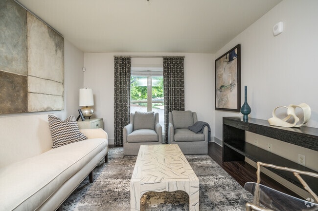 1BR, 1BA - 721SF - Living Room - The Metro Apartments