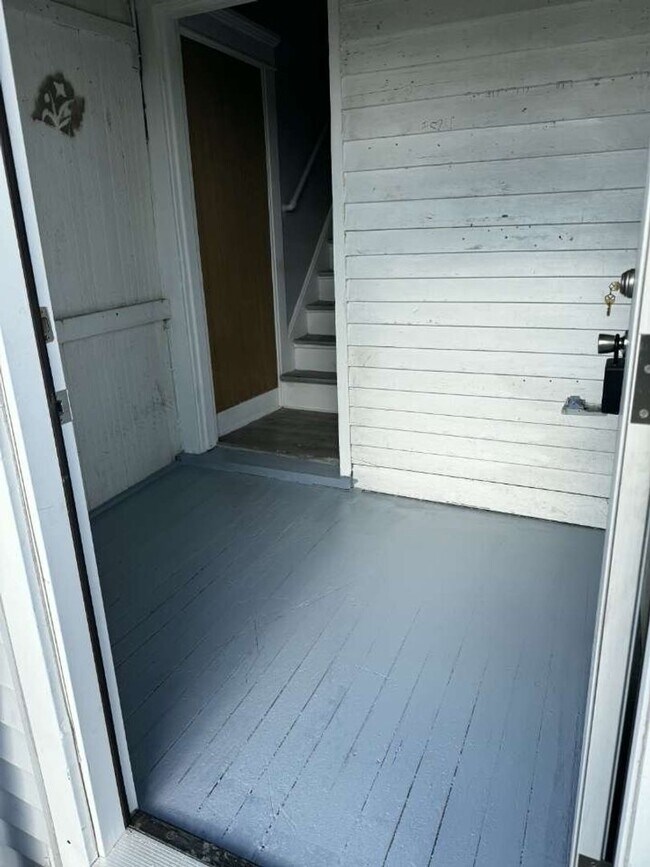 Foto del edificio - 25TH ST